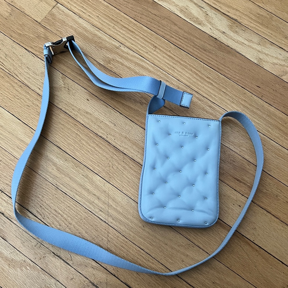 Rag&bone phone pouch crossbody. Small inner pocket. Leather. Rhinestone detail